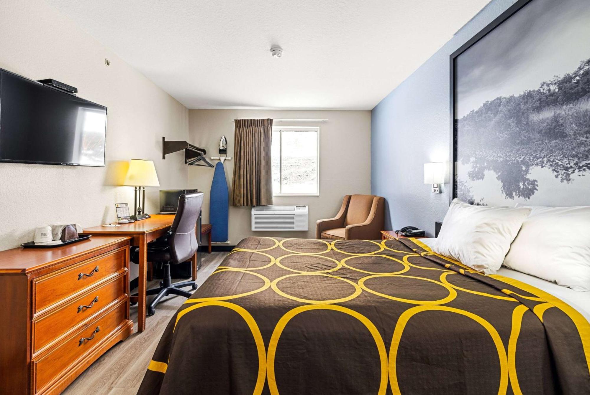 Super 8 By Wyndham Pittsburgh/Monroeville Exterior foto